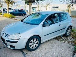 Silber Gebraucht 2006 VW Golf V Comfortline Limousine | 1.590 € (Fairer Preis)