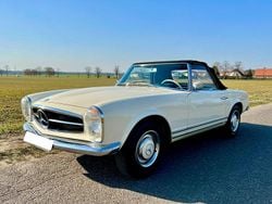 Weiß Gebraucht 1965 Mercedes W113 Cabrio | 69.999 €