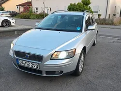 Silber Gebraucht 2005 Volvo V50 Summum Kombi | 1.500 € (Guter Preis)