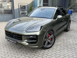 Grün Gebraucht 2023 Porsche Cayenne S Sport SUV | 139.890 €