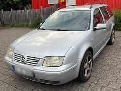 Grau Gebraucht 2001 VW Bora Kombi | 700 € (Guter Preis)