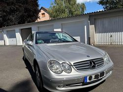Silber Gebraucht 2003 Mercedes CLK200 Elegance Cabrio | 8.500 € (Fairer Preis)