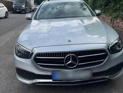 Silber Gebraucht 2021 Mercedes E220 Avantgarde Kombi | 27.500 € (Superpreis)