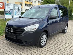 Blau Gebraucht 2015 Dacia Dokker Van | 4.999 € (Fairer Preis)