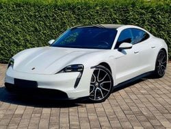 Weiß Gebraucht 2022 Porsche Taycan Limousine | 68.900 € (Fairer Preis)