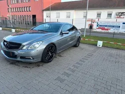 Grau Gebraucht 2009 Mercedes E350 Coupé | 15.000 € (Etwas zu teuer)