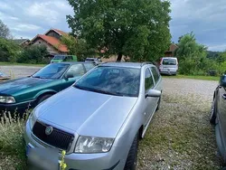 Silber Gebraucht 2007 Skoda Fabia Classic Limousine | 500 €