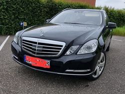 Schwarz Gebraucht 2011 Mercedes E350 Avantgarde Kombi | 11.900 € (Teuer)