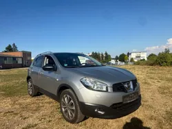 Grau Gebraucht 2012 Nissan Qashqai Tekna SUV | 5.990 € (Fairer Preis)