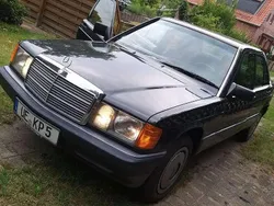 Schwarz Gebraucht 1990 Mercedes 190 Limousine | 2.500 €