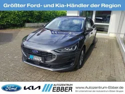 Metallic) (grau Gebraucht 2023 Ford Focus Titanium Limousine | 23.477 € (Fairer Preis)
