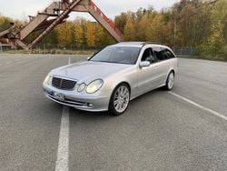 Silber Gebraucht 2004 Mercedes E320 Avantgarde Kombi | 2.900 € (Guter Preis)