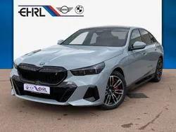 M brooklyn grau metallic Gebraucht 2024 BMW i5 M Sport Limousine | 69.940 € (Guter Preis)