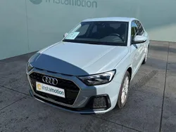 Grau Gebraucht 2024 Audi A1 Kleinwagen | 21.399 € (Guter Preis)