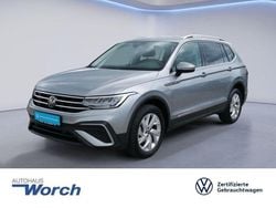 Pyritsilber metallic Gebraucht 2024 VW Tiguan Allspace Life SUV | 31.949 € (Superpreis)