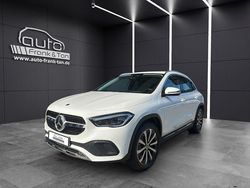 Weiß Gebraucht 2021 Mercedes GLA200 SUV | 33.490 € (Etwas zu teuer)