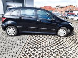 Schwarz Gebraucht 2005 Mercedes B170 Van / Kleinbus | 899 € (Superpreis)