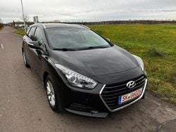 Schwarz Gebraucht 2015 Hyundai i40 Kombi | 7.299 € (Guter Preis)