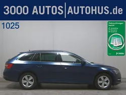 Blau Gebraucht 2022 Skoda Superb Ambition Kombi | 14.390 € (Guter Preis)