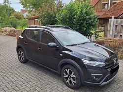 Schwarz Gebraucht 2022 Dacia Sandero Comfort Kleinwagen | 16.000 € (Fairer Preis)