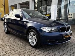 Blau Gebraucht 2009 BMW 120 Coupé Advantage Coupé | 9.999 € (Fairer Preis)