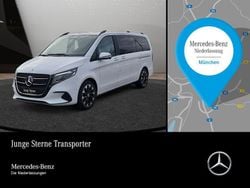Weiß Gebraucht 2024 Mercedes V220 Style Van / Kleinbus | 59.990 € (Fairer Preis)