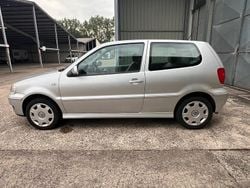 Silber Gebraucht 2001 VW Polo Kleinwagen | 1.799 € (Fairer Preis)