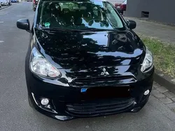 Schwarz Gebraucht 2015 Mitsubishi Space Star Diamant Edition Kleinwagen | 5.300 € (Guter Preis)