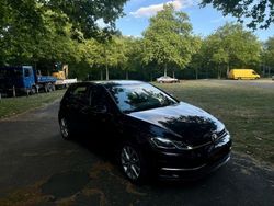 Schwarz Gebraucht 2017 VW Golf VII Highline Limousine | 13.500 € (Fairer Preis)