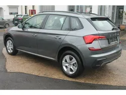 Grau metallic Neu 2025 Skoda Kamiq SUV | 22.990 € (Fairer Preis)