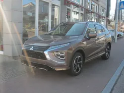 Bronze braun metallic Neu 2025 Mitsubishi Eclipse Cross Select SUV | 32.890 €