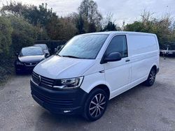 Weiß Gebraucht 2018 VW Transporter Van | 9.900 €