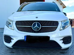 Weiß Gebraucht 2021 Mercedes V300 AMG line Van / Kleinbus | 53.900 € (Guter Preis)