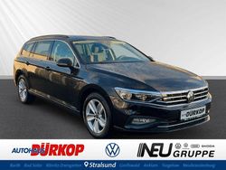 Schwarz Gebraucht 2022 VW Passat Business Kombi | 27.900 € (Guter Preis)