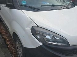 Weiß Gebraucht 2020 Fiat Doblò Van / Kleinbus | 5.000 €