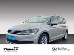 Grau Gebraucht 2024 VW Touran Comfortline Van / Kleinbus | 35.200 € (Etwas zu teuer)