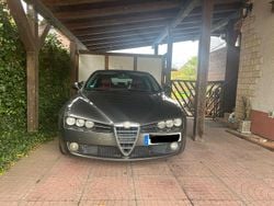 Grau Gebraucht 2009 Alfa Romeo 159 Kombi | 4.500 € (Etwas zu teuer)