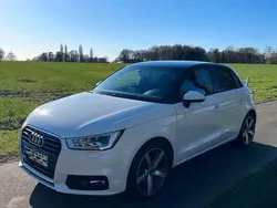 Weiß Gebraucht 2015 Audi A1 Sportback Kleinwagen | 7.500 € (Guter Preis)
