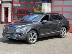 Grau Gebraucht 2017 Bentley Bentayga Mulliner SUV | 113.000 € (Guter Preis)