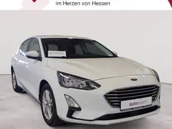 Frostweiß Gebraucht 2021 Ford Focus Cool & Connect Limousine | 13.490 € (Superpreis)
