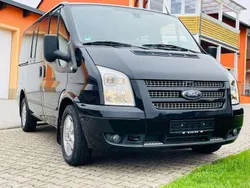 Schwarz Gebraucht 2012 Ford Tourneo Van / Kleinbus | 9.700 €