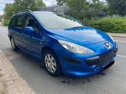 Blau Gebraucht 2005 Peugeot 307 Premium Kombi | 2.500 € (Teuer)