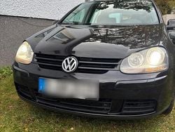 Schwarz Gebraucht 2005 VW Golf V Sportline Kleinwagen | 3.500 € (Fairer Preis)