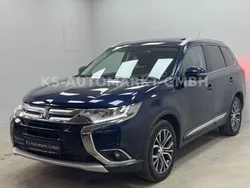 Blau Gebraucht 2016 Mitsubishi Outlander SUV | 12.350 € (Guter Preis)