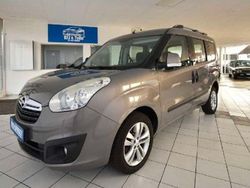 Grau Gebraucht 2012 Opel Combo Edition Van / Kleinbus | 6.980 € (Fairer Preis)