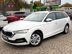 Weiß Gebraucht 2022 Skoda Octavia Kombi | 18.490 € (Fairer Preis)