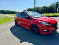 Rot Gebraucht 2015 Ford Focus Limousine | 9.000 € (Fairer Preis)
