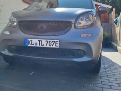 Grau Gebraucht 2017 Smart ForTwo Cabrio Cabrio | 7.990 € (Fairer Preis)