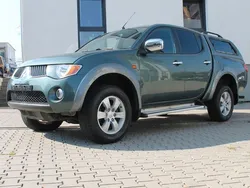 Grün Gebraucht 2006 Mitsubishi L200 Abholung | 13.900 € (Teuer)