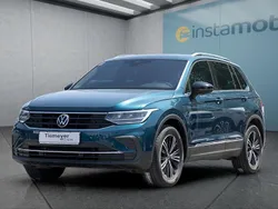 Blau Gebraucht 2021 VW Tiguan SUV | 26.099 € (Fairer Preis)